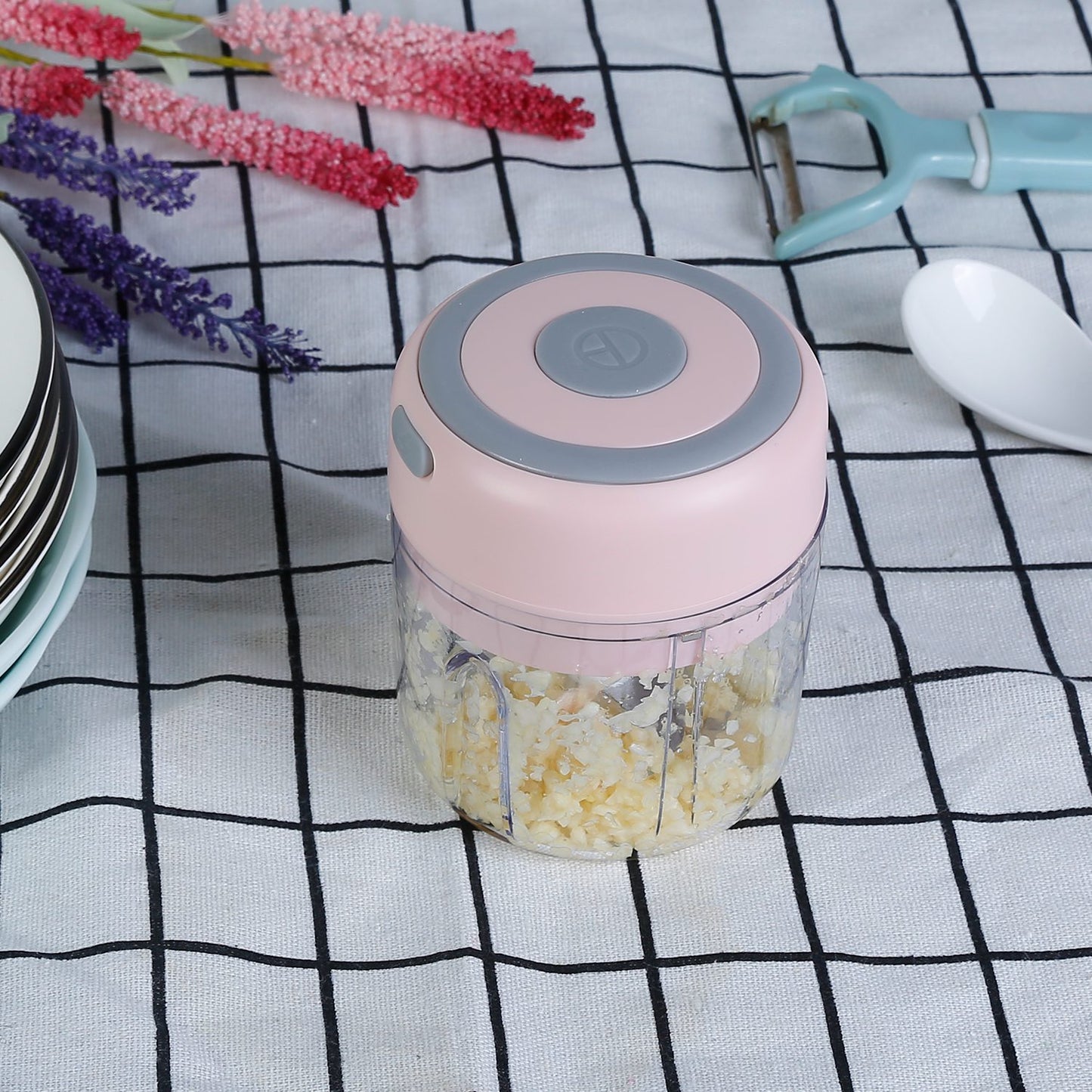 USB Rechargeable Mini Garlic Chopper – Electric Food Processor for Vegetables & Nuts